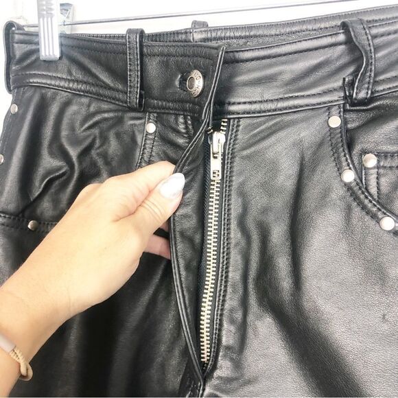 HARLEY DAVIDSON | Straight Leg Black Leather Pants Studded Women’s Size 6 / 34 - Picture 5 of 12